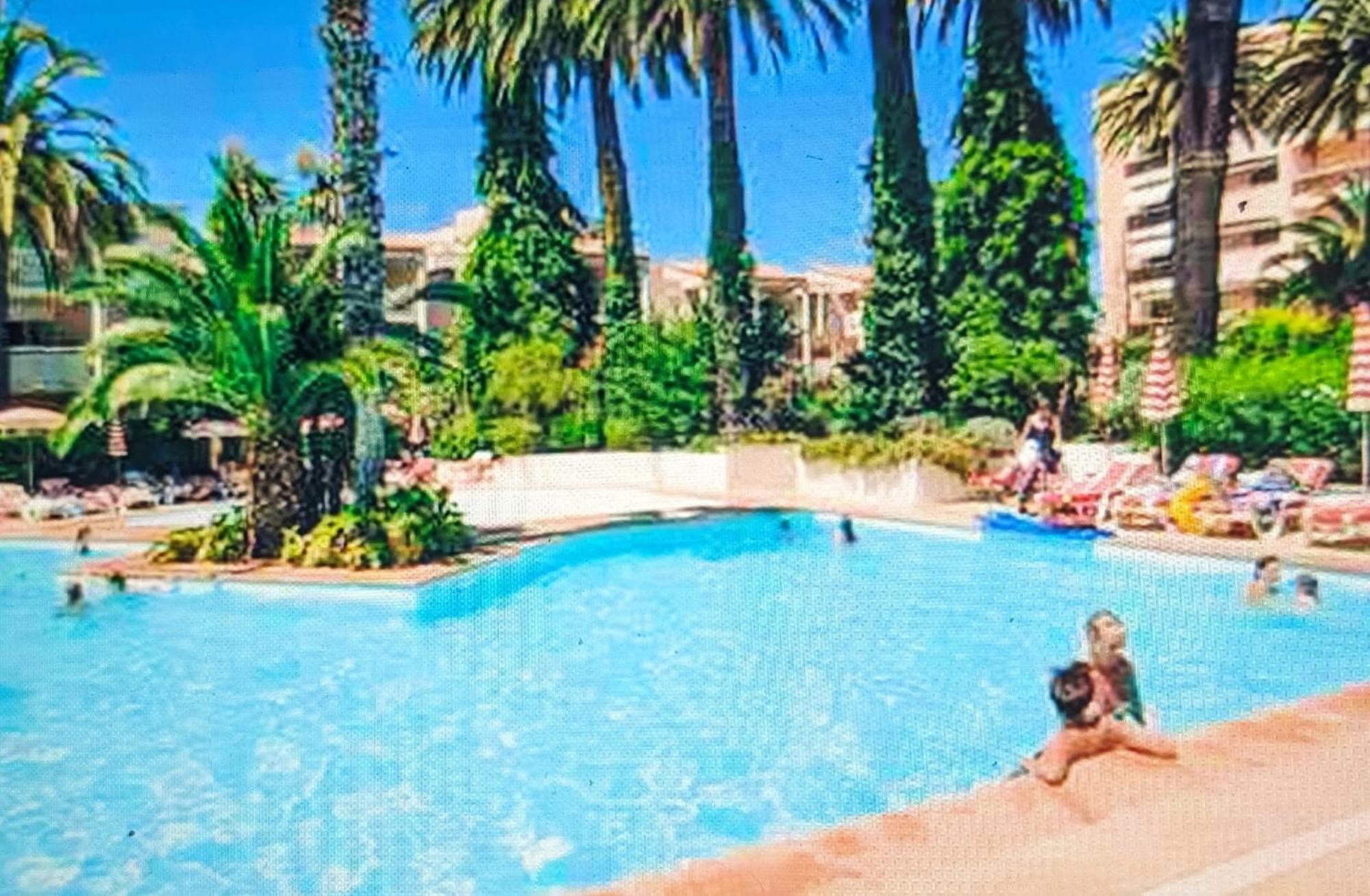 Residence De Vacances Avec Piscine & Transat, A 2 Minutes Des Plages - Bat N2 Vallauris Exterior photo